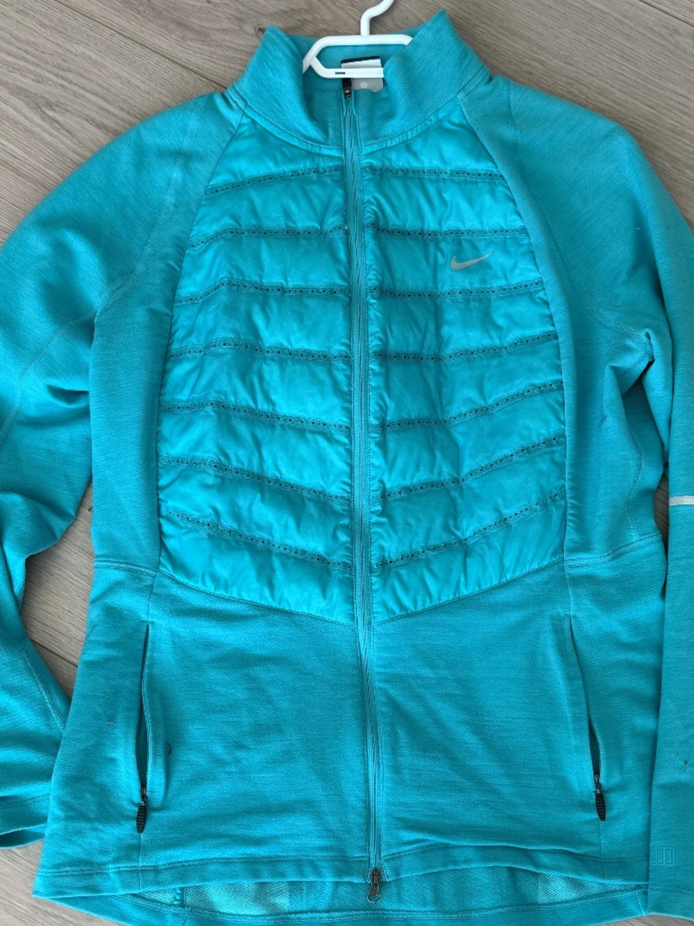 Ladies NIKE Aeroloft Hybrid Running Jacket  down size XL